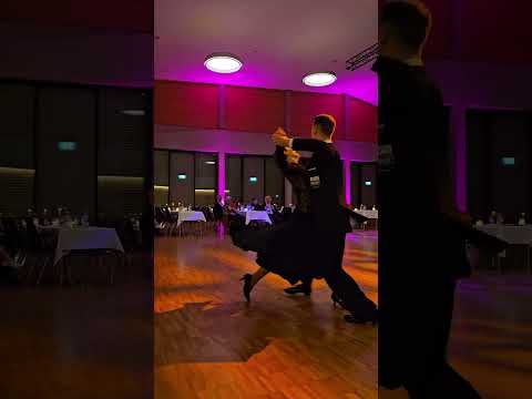 Bond-Kür von Feodora ØFee Kahn und Nicklas Neureuther auf unserem Gala-Ball