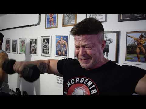 GORILA VOLTOU ESMAGANDO OMBROS - GORILA, RAFABIGMAN E PINDUCA