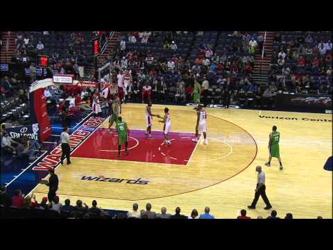 Otto Porter Jr. Rejects Shot into Stands