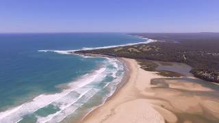 preview picture of video 'Drone - Mallacoota, Bastion Point Surf Beach'