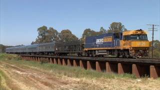 preview picture of video 'Australian Passenger Train: NR29 7MA8 Glenorchy.  Sat 24/10/09'