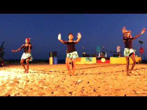 Numbulwar Hula Girls 3 - Numburindi Festival 2016