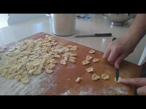 Come dare la forma alle Orecchiette - Pasta fatta in casa