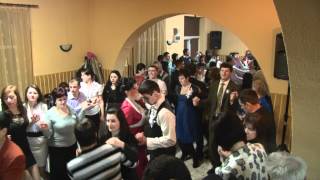 preview picture of video 'Monolit de la Racaciuni- nunta la Palanca( Bacau) -sarba'