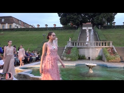 FEERIC Fashion Week: PIA CARREGAL – Palatul Brukental Avrig