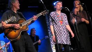 TOM CHAPIN w/ THE CHAPIN SISTERS (Lily & Abigail) -- 