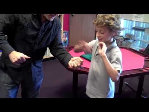 HEADLINE HAT Tear (Tony Clark)