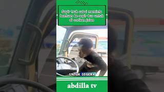 Download lagu sopir truk cabai meminta bantuan ke sopir bus ⁉️ #shorts mp3 Download lagu sopir truk cabai meminta bantuan ke sopir bus ⁉️ #shorts mp3