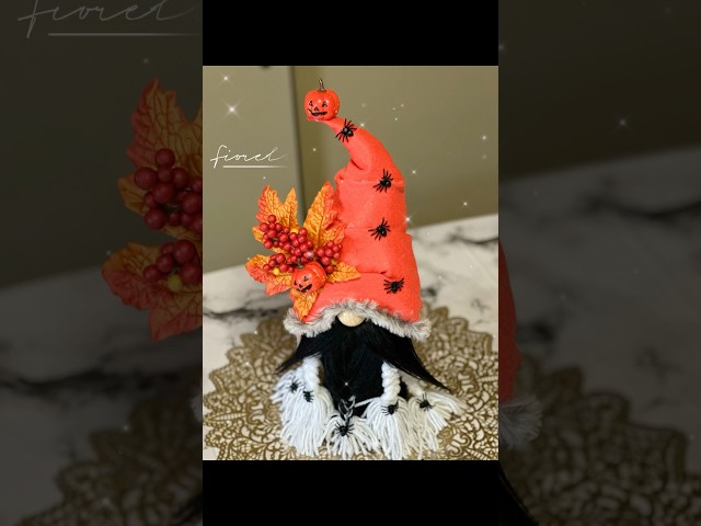 Vídeo relacionado con PANGBOER Figura coleccionable de gnomos de Halloween con temática de fantasía para fiestas de disfraces, decoraciones navideñas