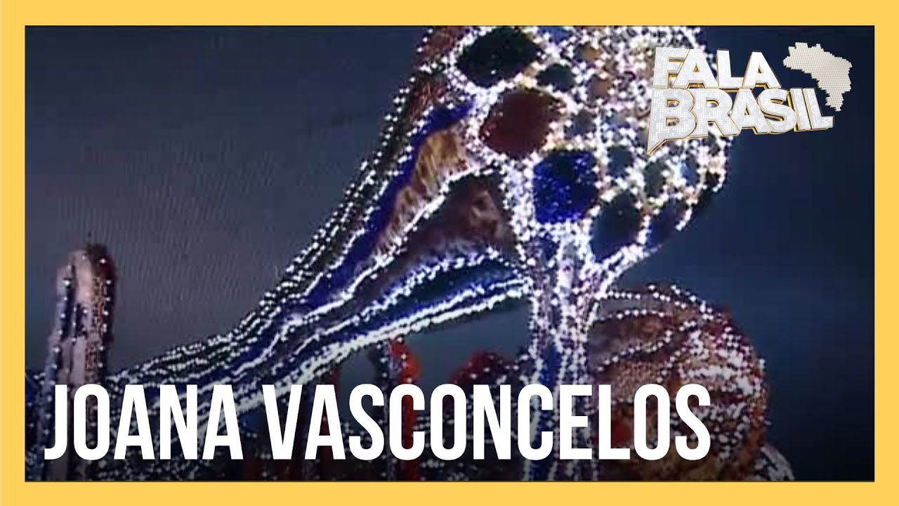 Exposição 'Extravagâncias', no Museu Oscar Niemeyer, atrai turistas de todo o Brasil