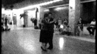 Fabian Peralta & Josefina Avila 1, "Los Despojos"