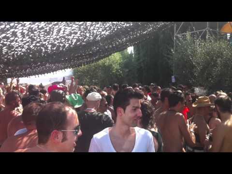 Luis Radio @ Rome Pool Party 2011 for IPM