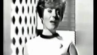 Lesley Gore - We Know We&#39;re In Love ( LIVE 1965 )