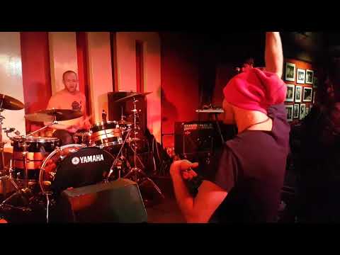 Workin man noise unit. 100 club. Nuff said.