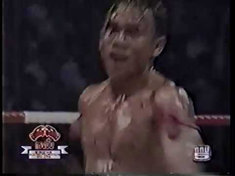 Kaensak Sor Ploenjit vs Nungubon Sitlerchai