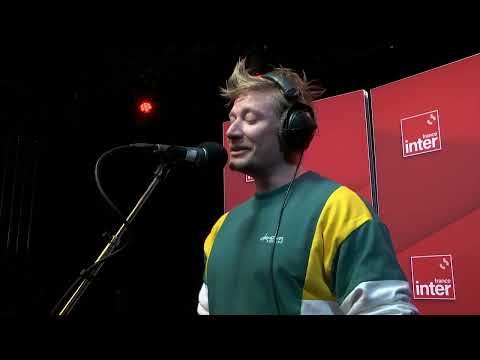 Mashup de chanteurs tristes sur des tubes festifs - Gérémy Crédeville part en live