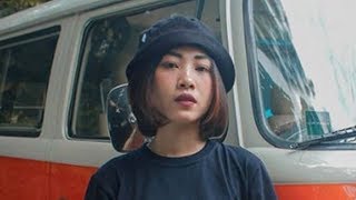 Download lagu Alden & Dear - Bukan Lagi Rumah [LYRIC VIDEO] mp3