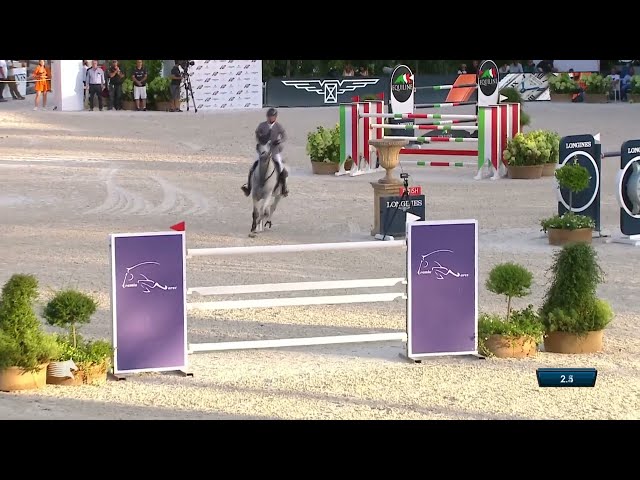 Mother of this implanted embryo is the full sister of the CSI 1.70m jumping Stallion Mumbai with rider Christian Kukuk.