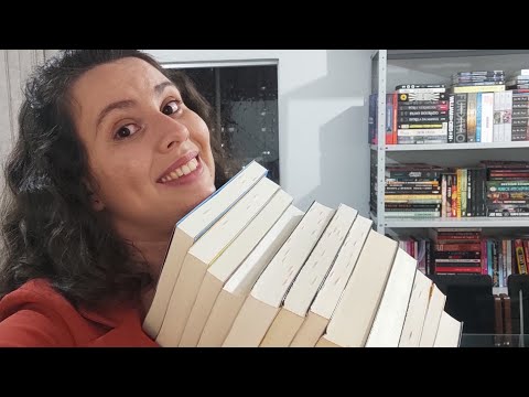 LIVROS MAIS DIFERENTES QUE EU J LI - PARTE 1