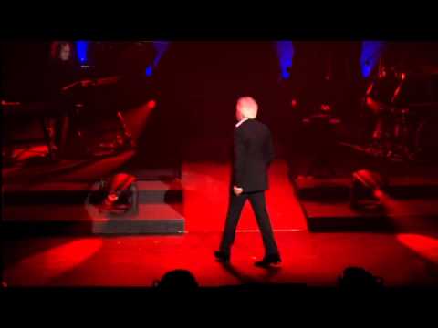 Videoclip de Rouge (Live A L'Olympia 2013) — Michel Sardou