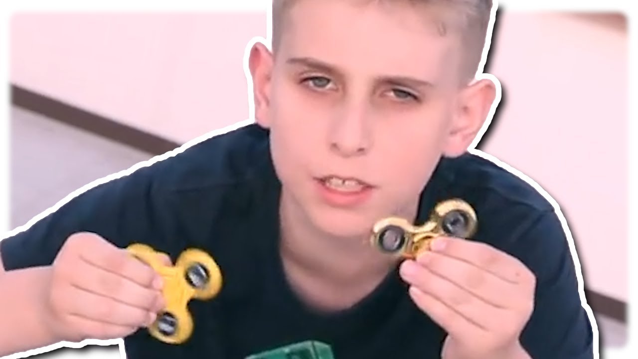 ESSE YOUTUBER FAZ AS PIORES MÚSICAS DO MUNDO...