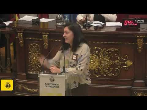 Regidora y vecina de VALÈNCIA le recrimina entre LÁGRIMAS a la alcaldesa el ABANDONO de los vecinos