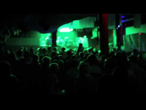 Schwerelos 11.09.13 Medeew & Chicks Luv Us