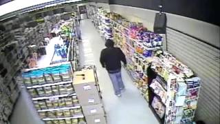 preview picture of video 'Hamilton Police Investigating Pharmacy Robbery Ser'