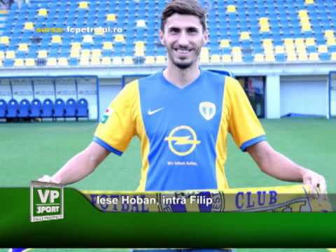 Iese Hoban, intră Filip