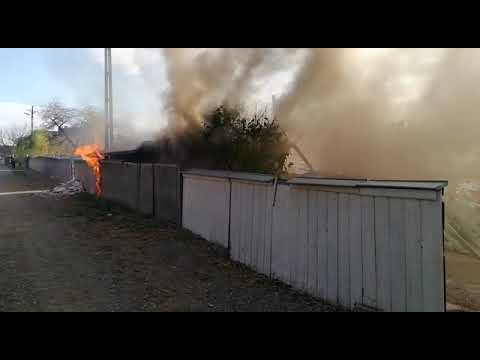 Dorohoi News - Incendiu casa, Stauceni, jud.  Botosani_2