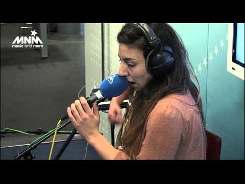 MNM: Intergalactic Lovers spelen nieuwe single 'Northern Rd' live in Planeet De Cock