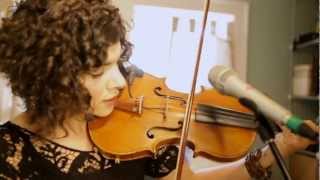 Carrie Rodriguez - I Cry For Love