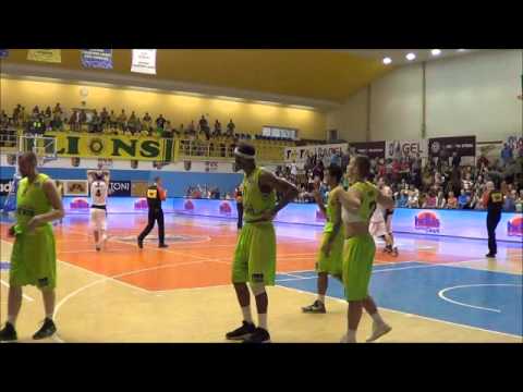 BK Prostějov - Astrum Levice (4. května 2013 - závěr pátého čtvrtfinále)