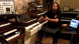 IK Multimedia SampleTron with Dave Kerzner - With the real deal Mellotron!