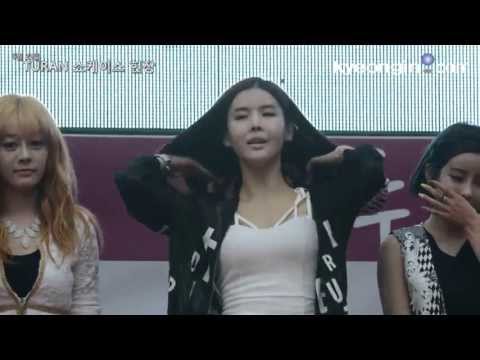 [경인일보]강승호기자의 리얼영상_투란 쇼케이스_홍대 걷고싶은 거리에서 열어