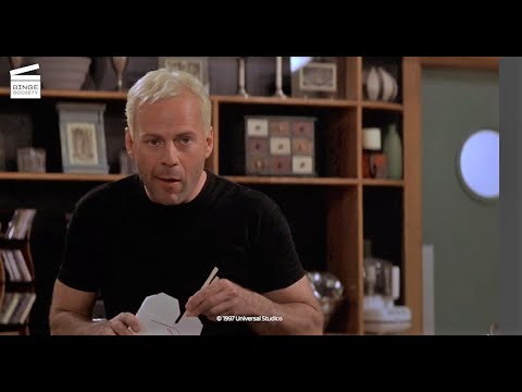 The Jackal: Armed & extremely dangerous (HD CLIP)