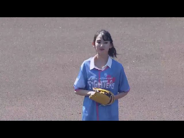 【ファーム】三愛水着イメージガールの黒木麗奈さんが始球式!! 2018/9/19 F-L(ファーム)