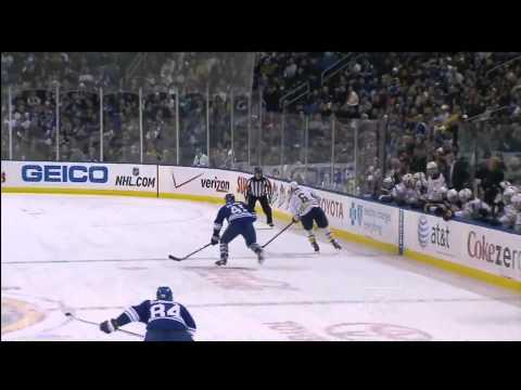 Joey Crabb Scores - Leafs @ Sabres - 01/13/2012
