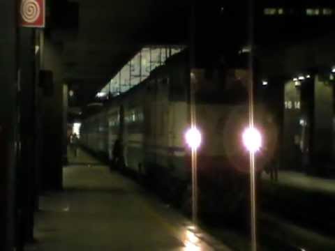 E656.431 in partenza con l' EXP 1955 Roma Termini - Siracusa/Palermo