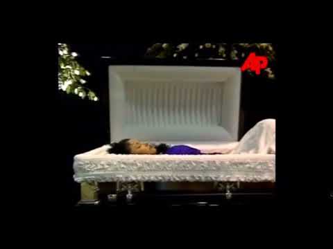 Viewing Selena Casket