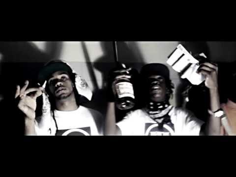 IMG (independent music gang) Ho Ouiii (StreetClip) [2elveFilms] trap rap 972