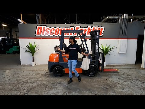 WORLD LIFT WFG50C 5,000 lb Dual(LP/Diesel) #610C - Forklift for Sale