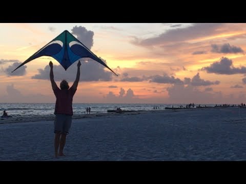 Worlds Greatest Kiting 164 - Prism Quantum Kite - No Line Flying!
