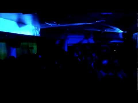 Tim Berg vs. Taio Cruz - Bromance Dynamite (Mashup Monsters @ Propeller Club, Bern)