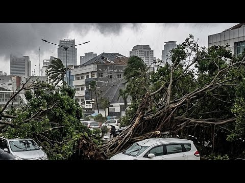 Brazil chaos today..!! Heavy storm in Rio Grande do Sul, Venancio Aires devastated