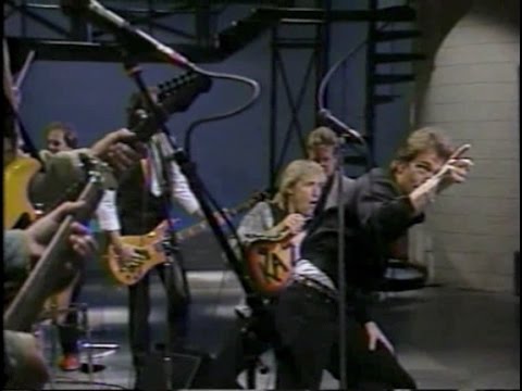 Huey Lewis & The News on Letterman, April 30, 1987