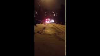 preview picture of video 'KNOXVILLE FIRE DEPARTMENT FIRE TRUCK SLID OFF THE ROAD BACKWARDS'