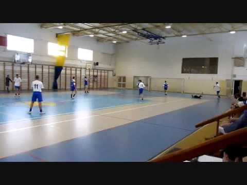 Ogrol Wojnowice - Błyskawica Pakosław 1-2.wmv