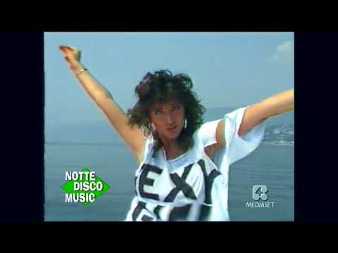 Video thumbnail for Sexy Girl
