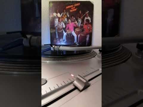 Miguel Cruz and Skins - Sabroso Cumbancha